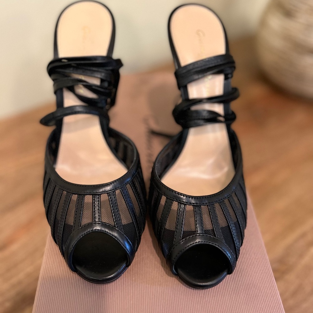 WORN ONCE* GIANVITO ROSSI Vitello lace up heels - Picture 2 of 7